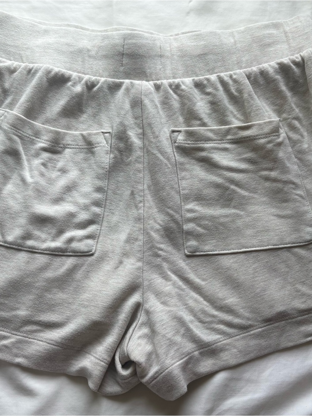 Lou & Grey Cream Elastic Waist Drawstring Lounge Shorts - Picture 4 of 7
